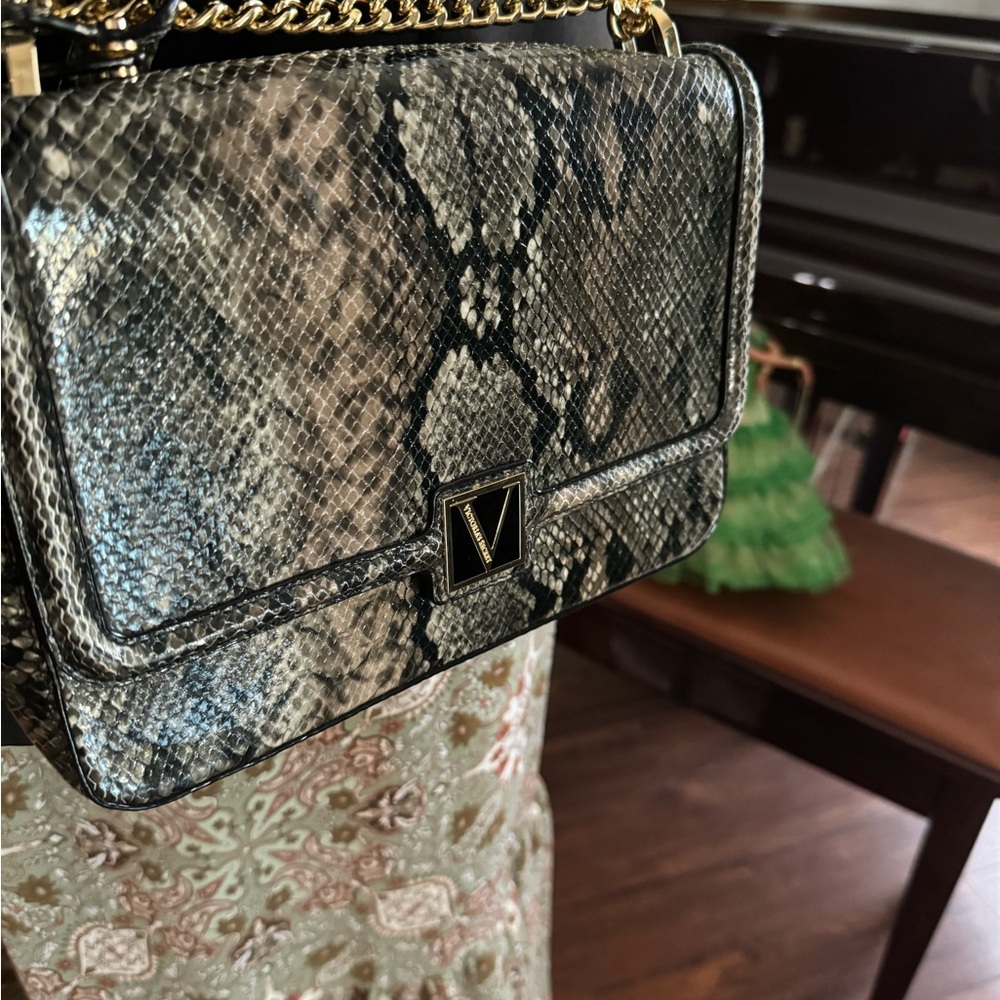 Victoria’s Secret Purse + Coinpurse - Picture 7 of 9